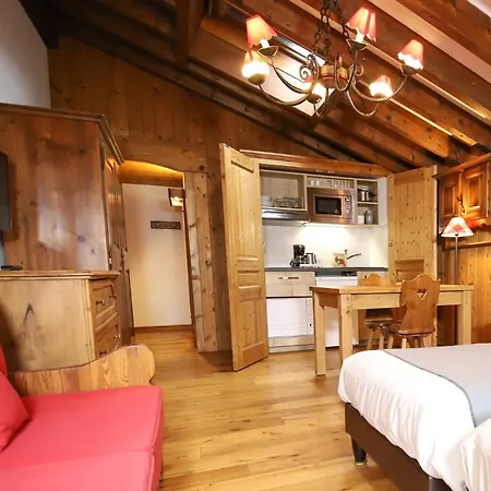 Aparthotel Hoteliere La Renardiere 3*